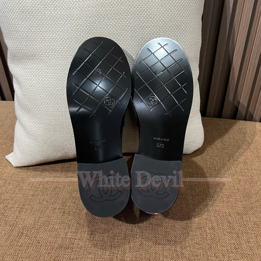 하얀악마 샤넬 신발 (8).jpg