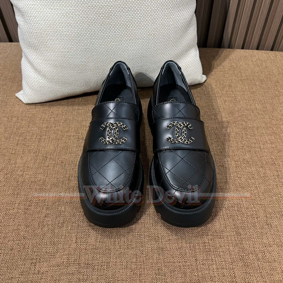 하얀악마 샤넬 신발 (2).jpg