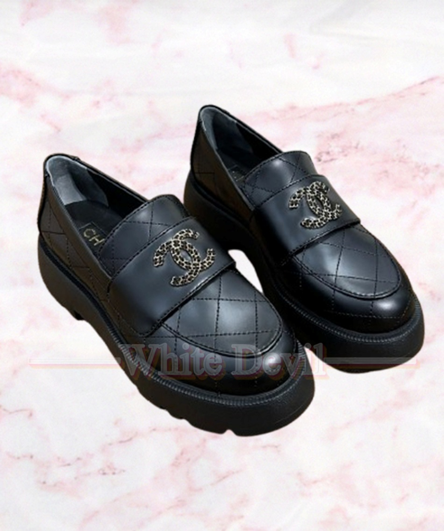 하얀악마 샤넬 신발 (18).jpg
