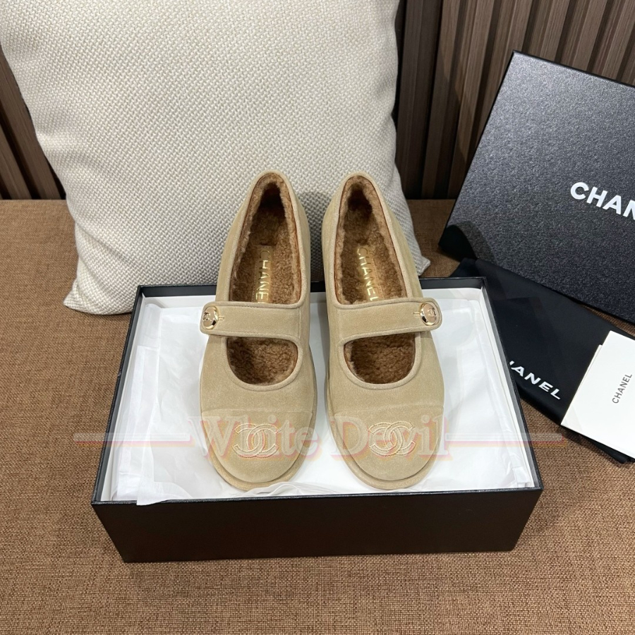 하얀악마 샤넬 신발 (5).jpg