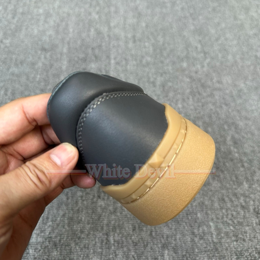 하얀악마 발렌티노 신발 (14).jpg