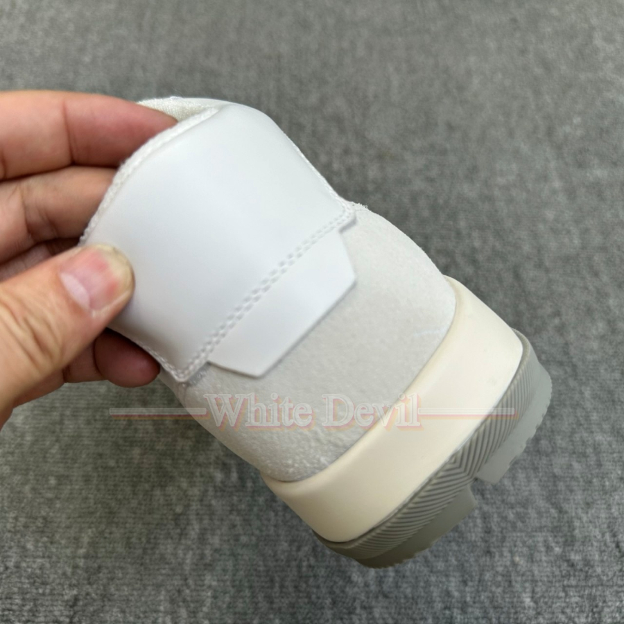 하얀악마 브리오니 신발 (14).jpg