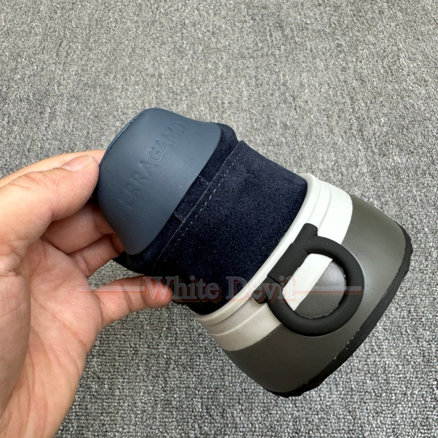 하얀악마 페라가모 신발 (15).jpg