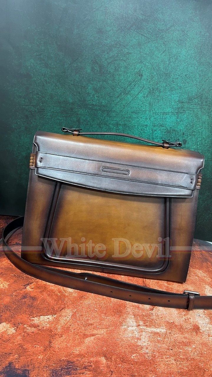 하얀악마 벨루티 가방 (1).jpg