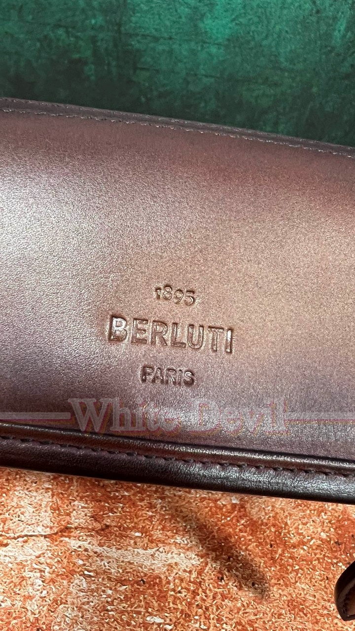 하얀악마 벨루티 가방 (8).jpg