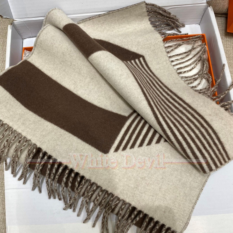 하얀악마 에르메스 목도리 (3).jpg