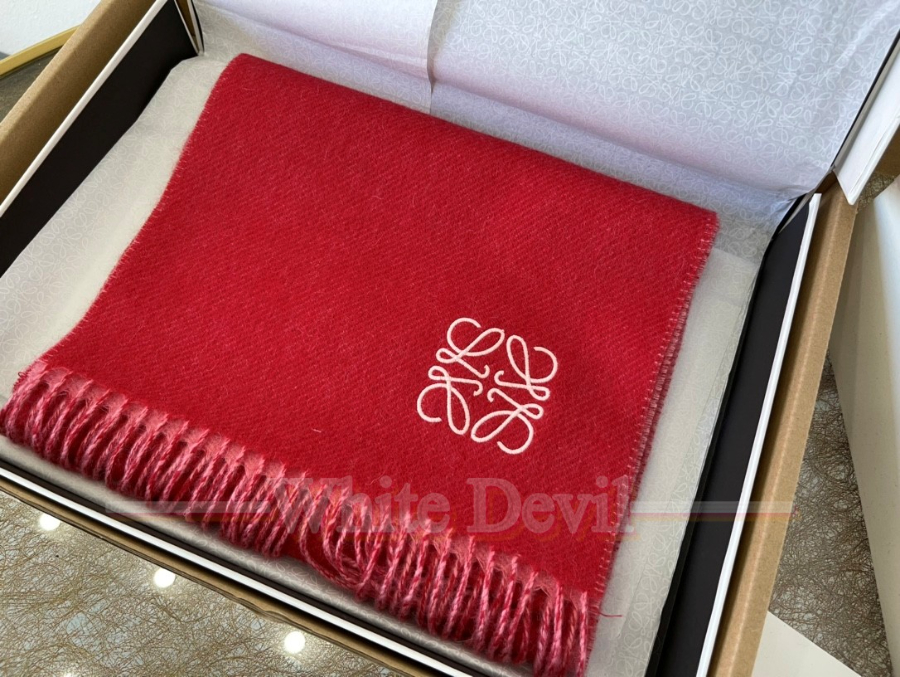 하얀악마 로에베 목도리 (3).jpg