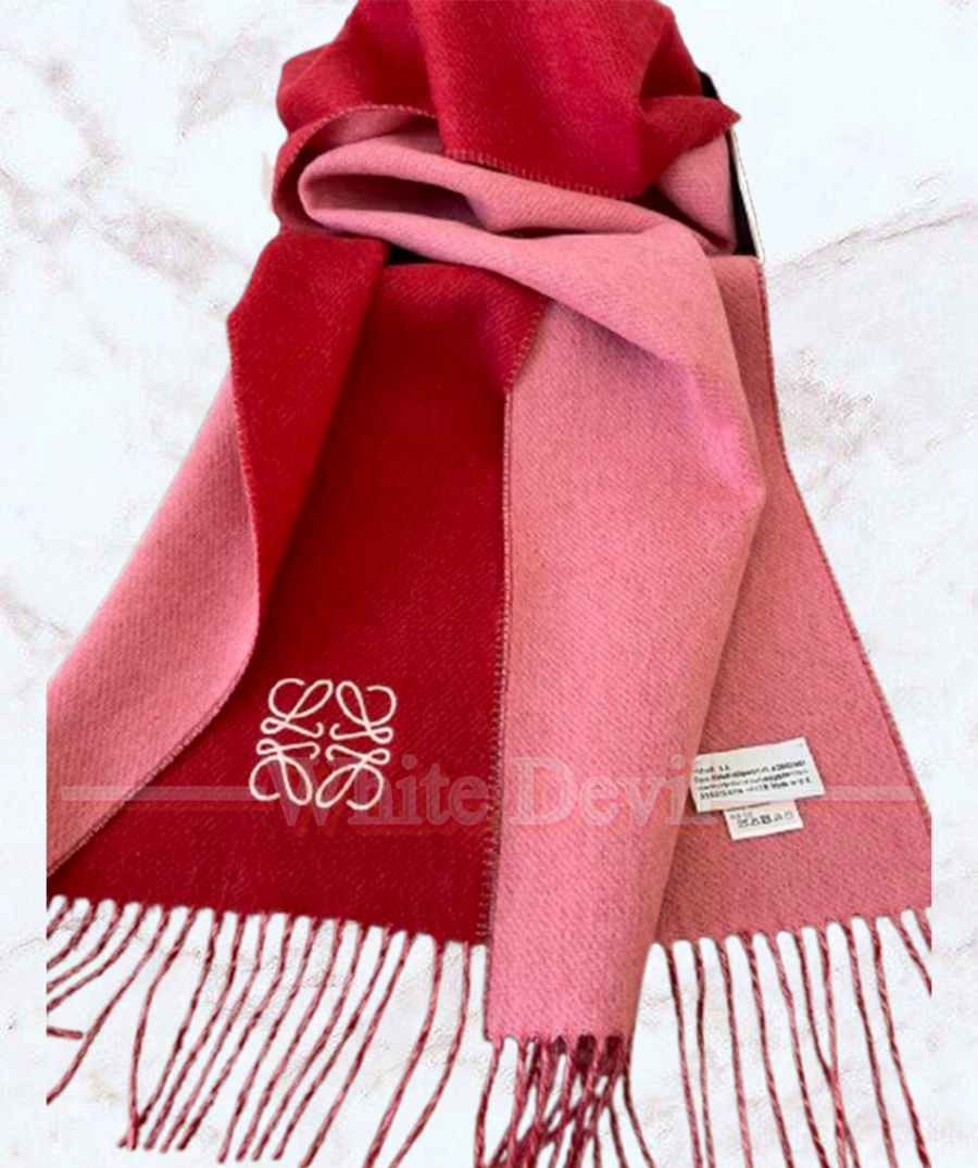 하얀악마 로에베 목도리 (10).JPG