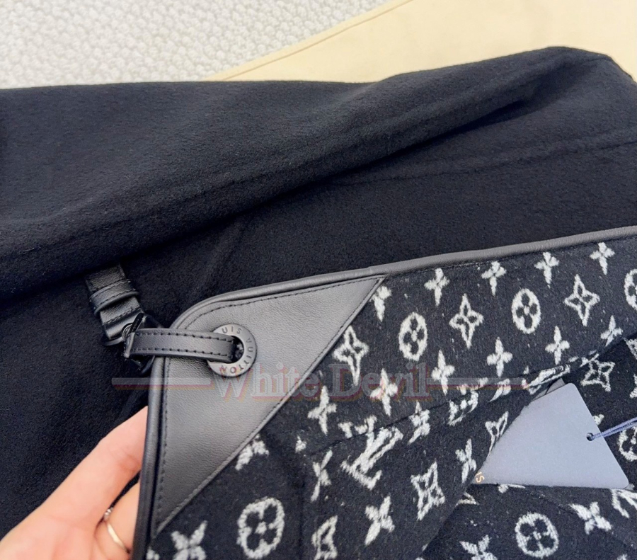 하얀악마 루이비통 코트 (18).jpg