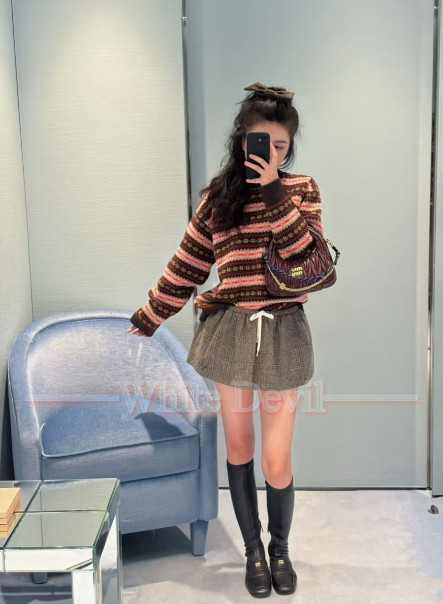 하얀악마 미우미우 니트 (2).jpg