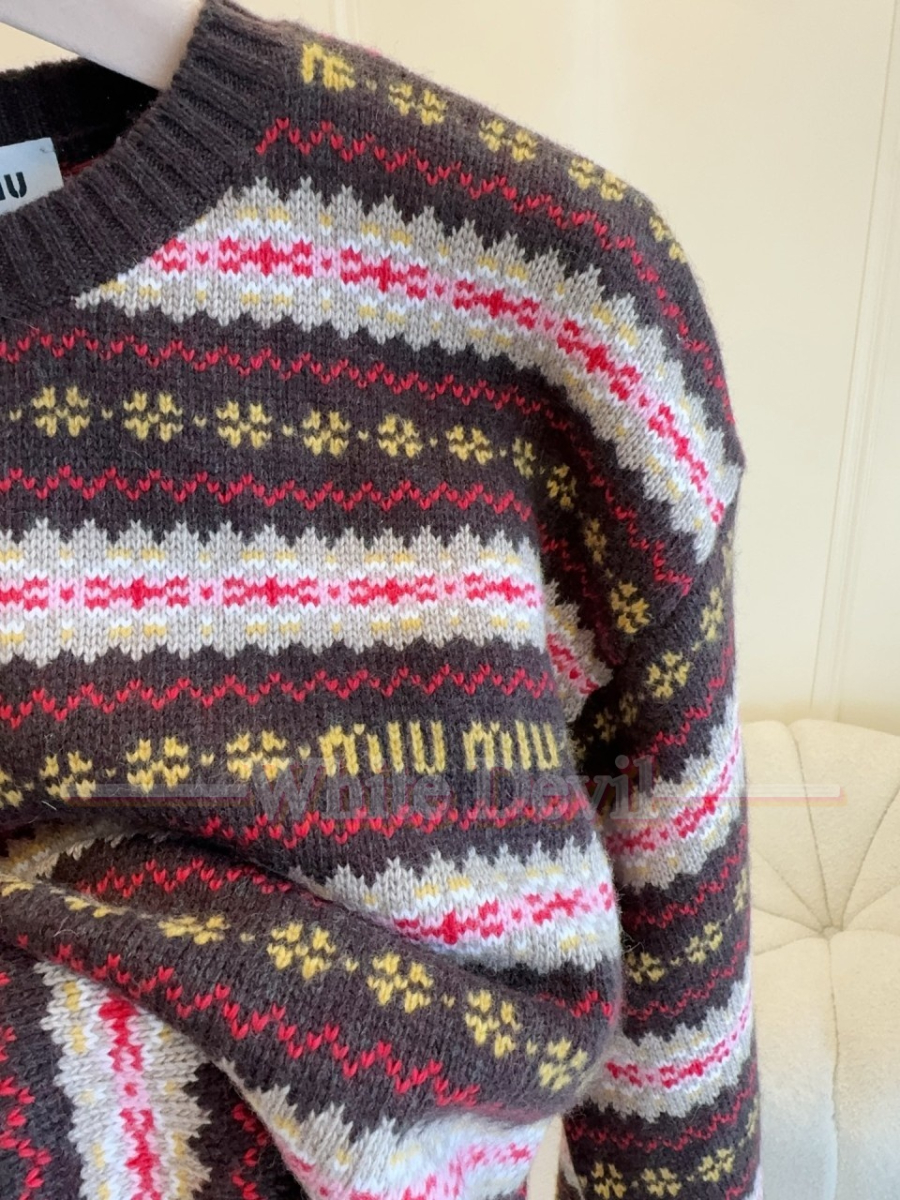 하얀악마 미우미우 니트 (10).jpg