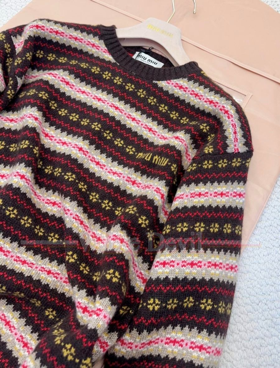 하얀악마 미우미우 니트 (14).jpg