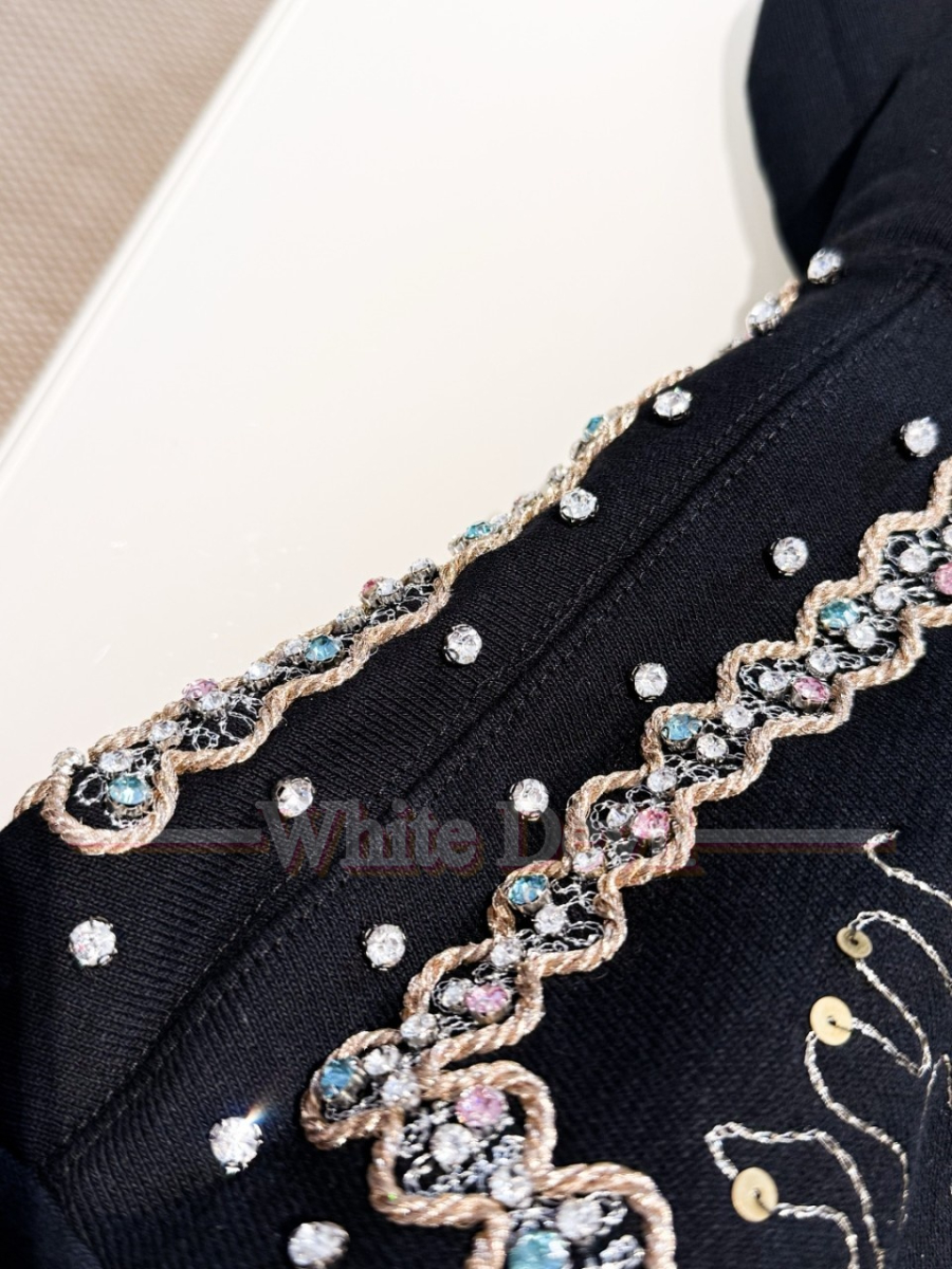 하얀악마 발렌티노 후드티 (17).jpg