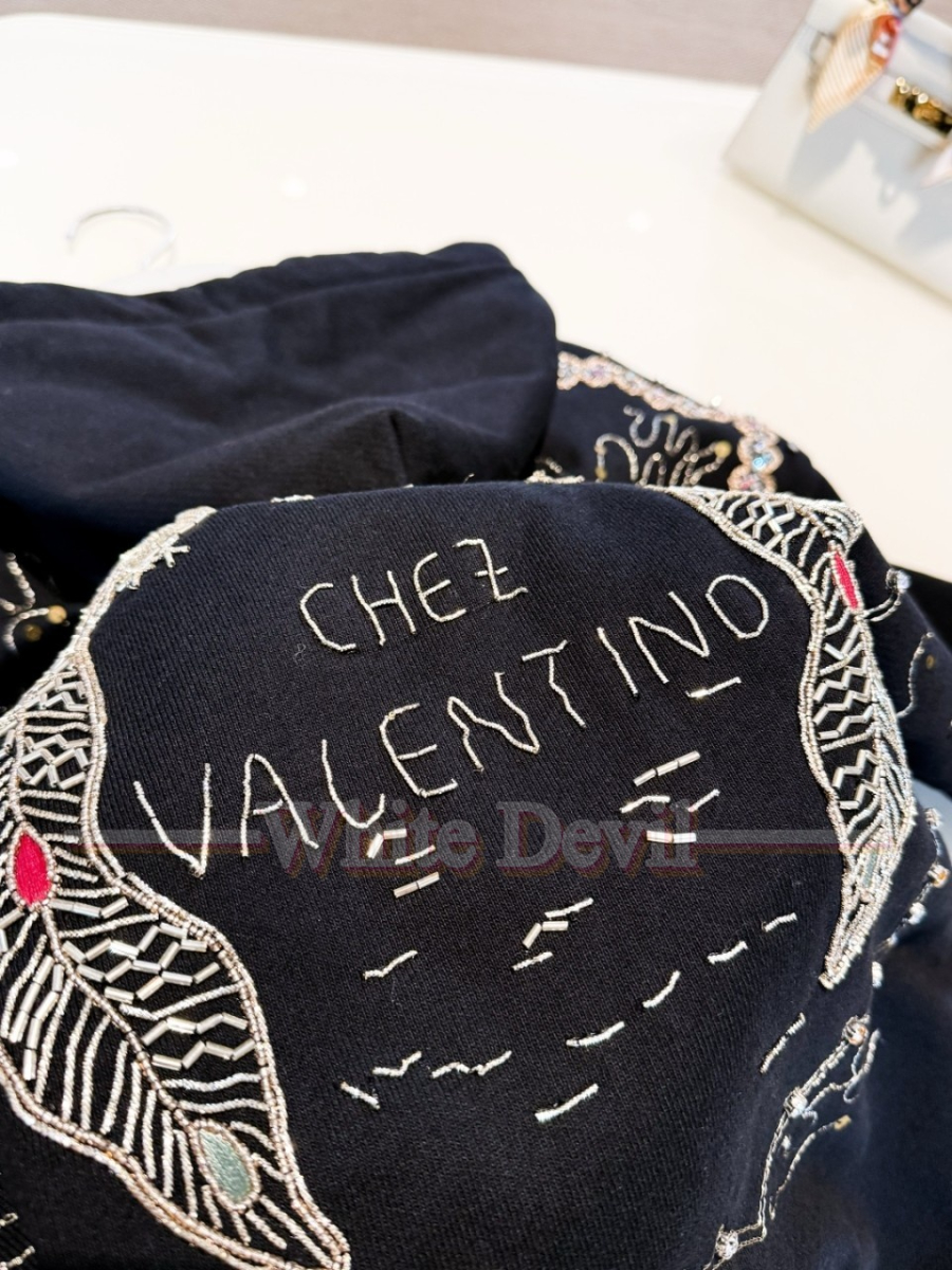 하얀악마 발렌티노 후드티 (19).jpg