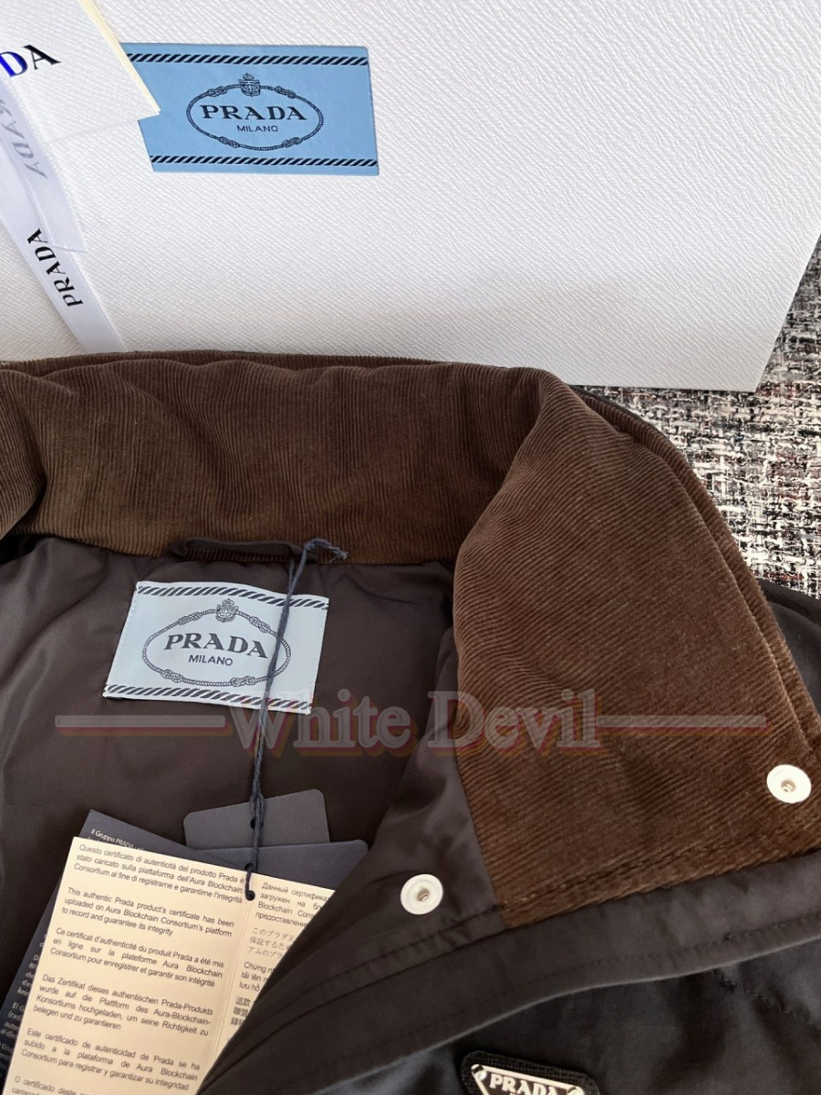 하얀아감 프라다 패딩 (16).jpg