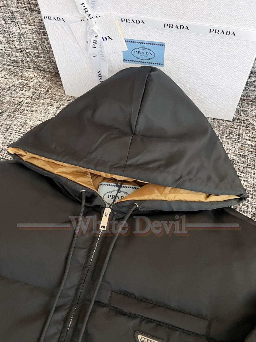 하얀악마 프라다 패딩 (14).jpg