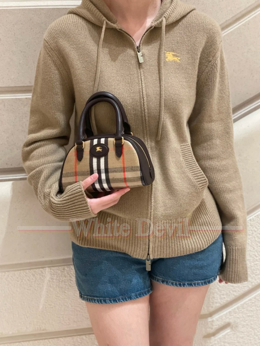 하얀악마 버버리 집업 (2).jpg