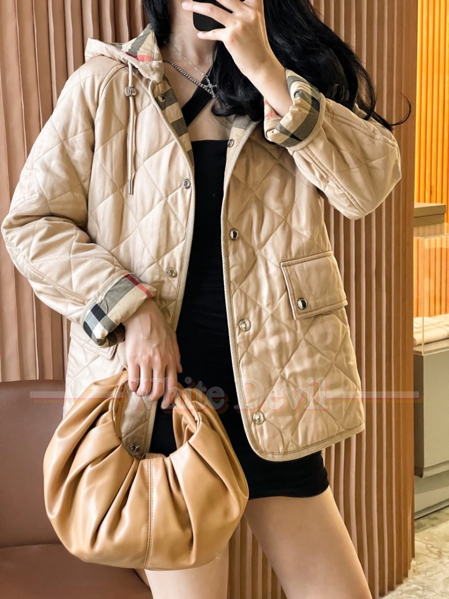 하얀악마 버버리 점퍼 (2).jpg