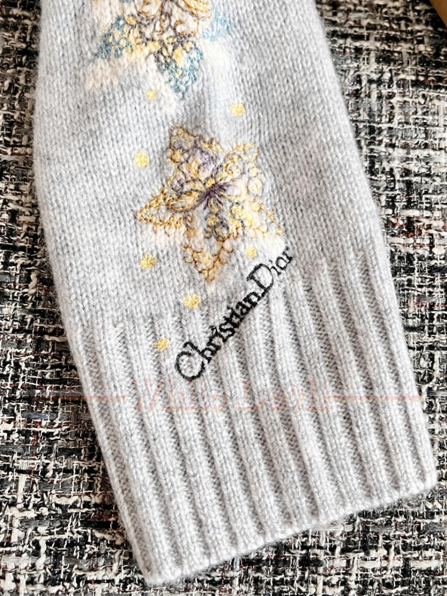 하얀악마 디올 니트 (16).jpg