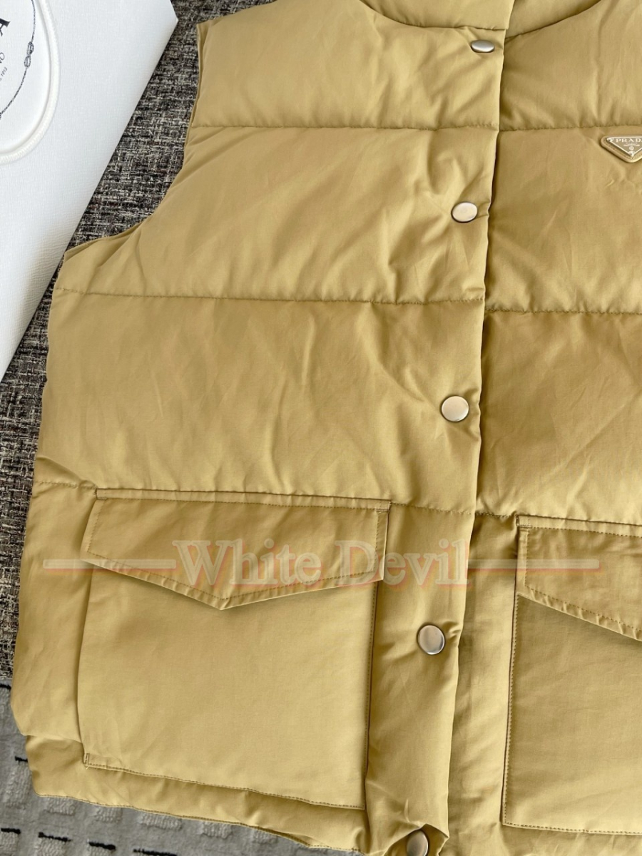 하얀악마 프라다 조끼 (17).jpg