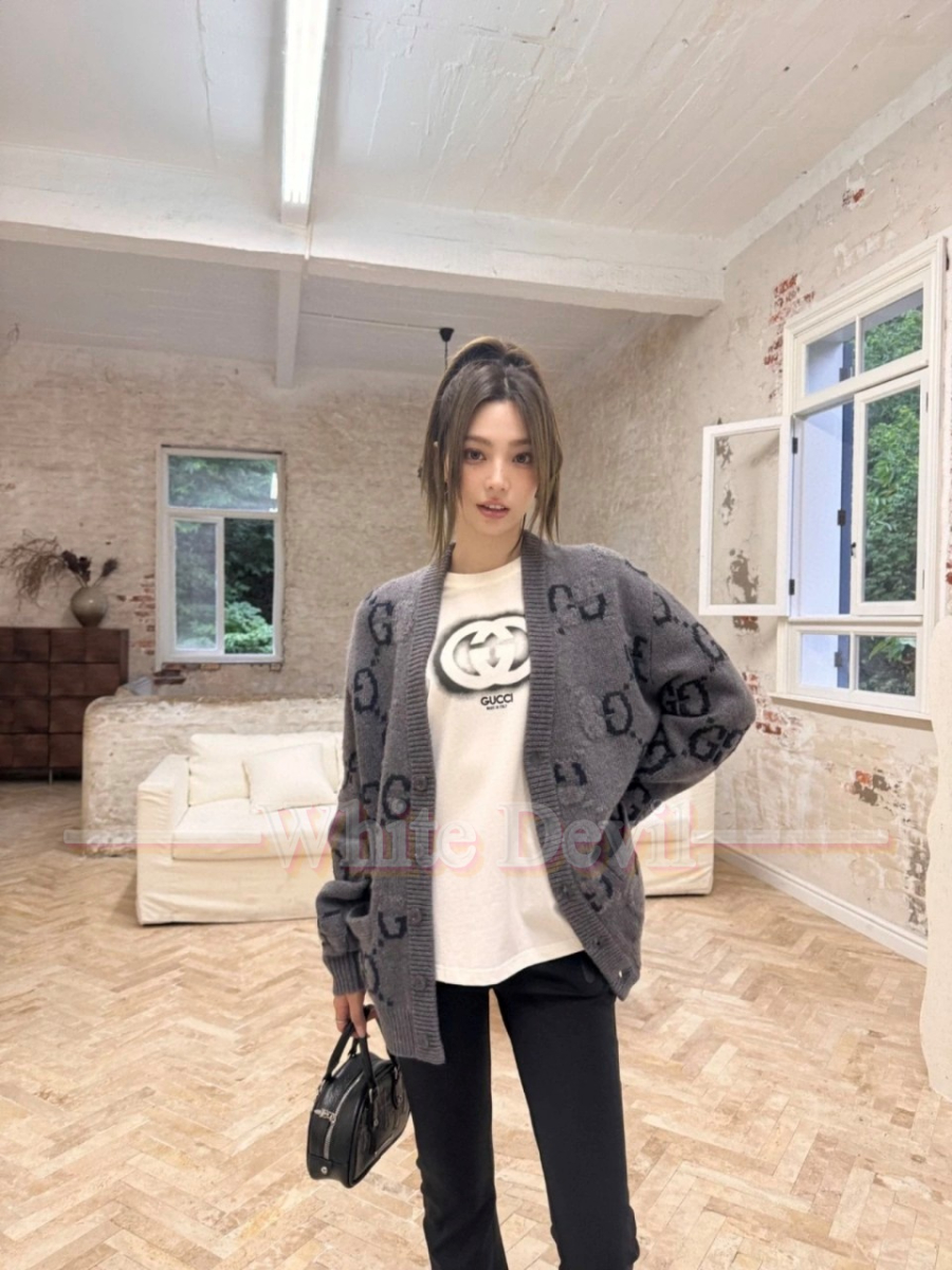 하얀악마 구찌 가디건 (2).jpg