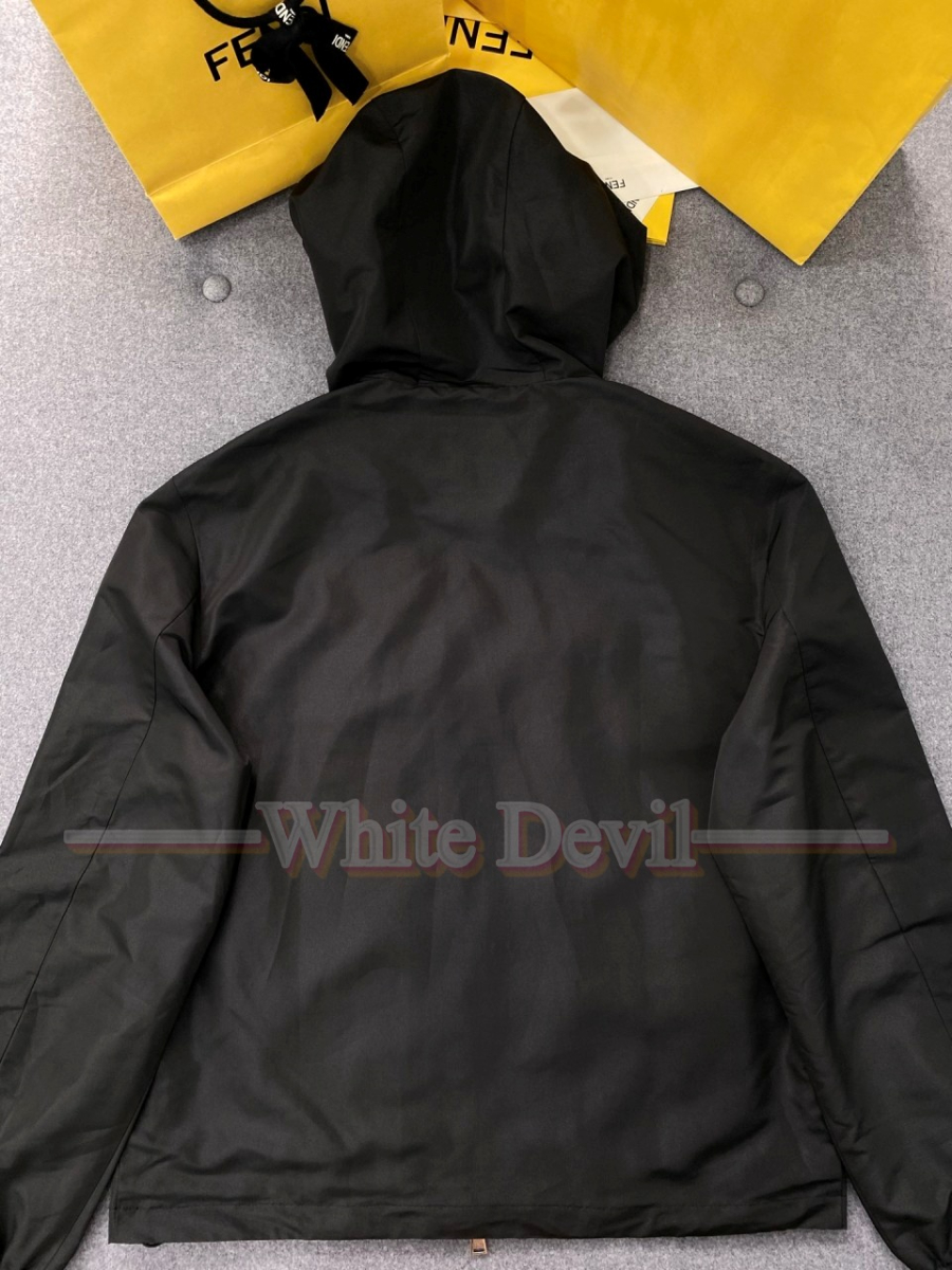 하얀악마 펜디 점퍼 (10).jpg