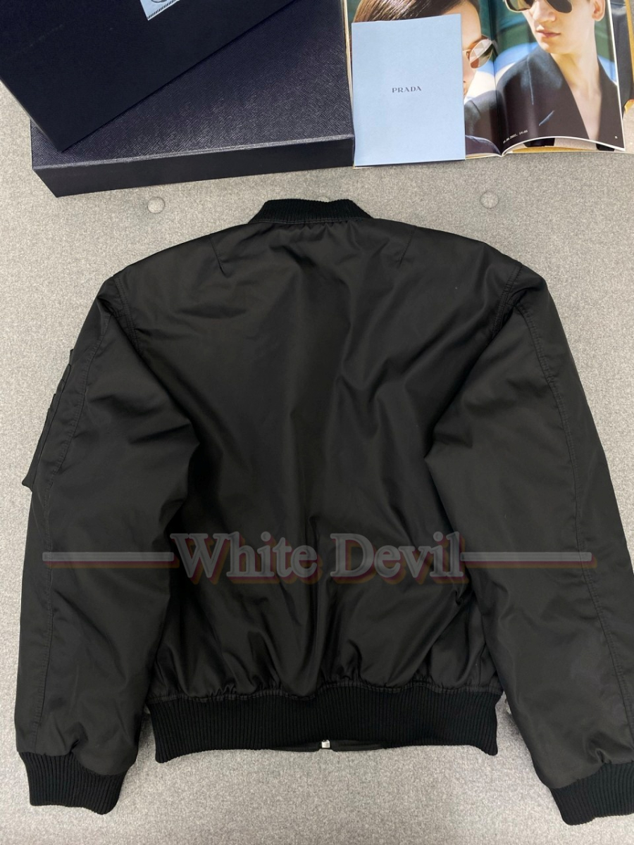 하얀악마 프라다 점퍼 (9).jpg
