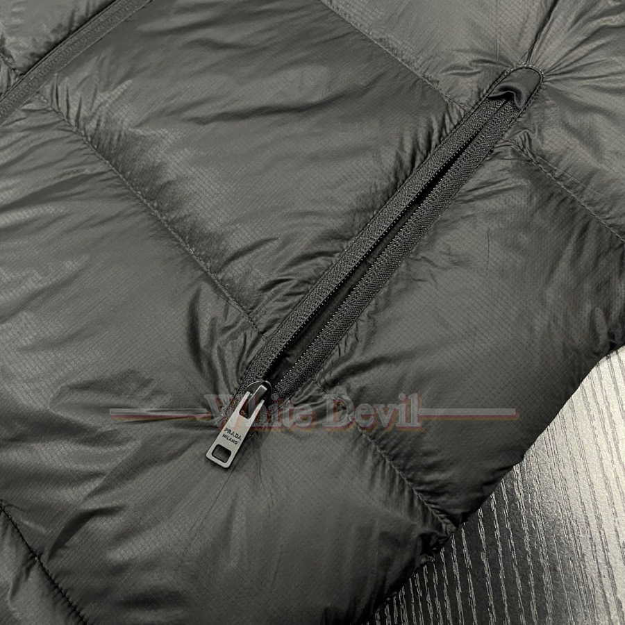 하얀악마 프라다 조끼 (17).jpg