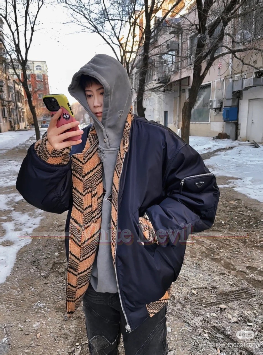 하얀악마 프라다 점퍼 (1).jpg