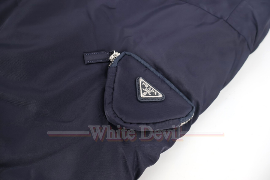 하얀악마 프라다 점퍼 (8).jpg