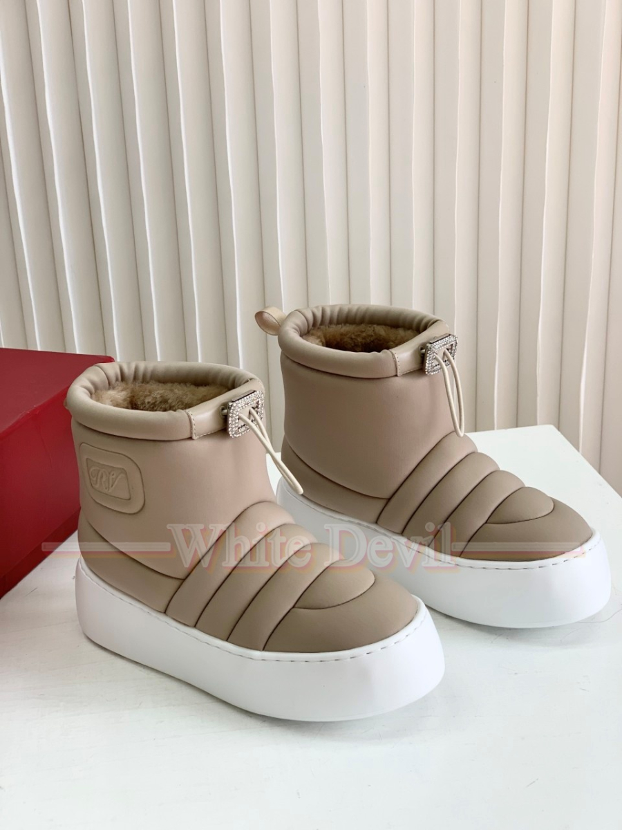 하얀악마 로저비비에 신발 (3).jpg