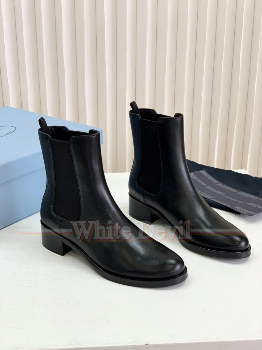 하얀악마 프라다 부츠 (2).jpg