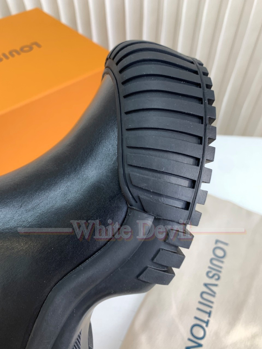 하얀악마 루이비통 부츠 (10).jpg