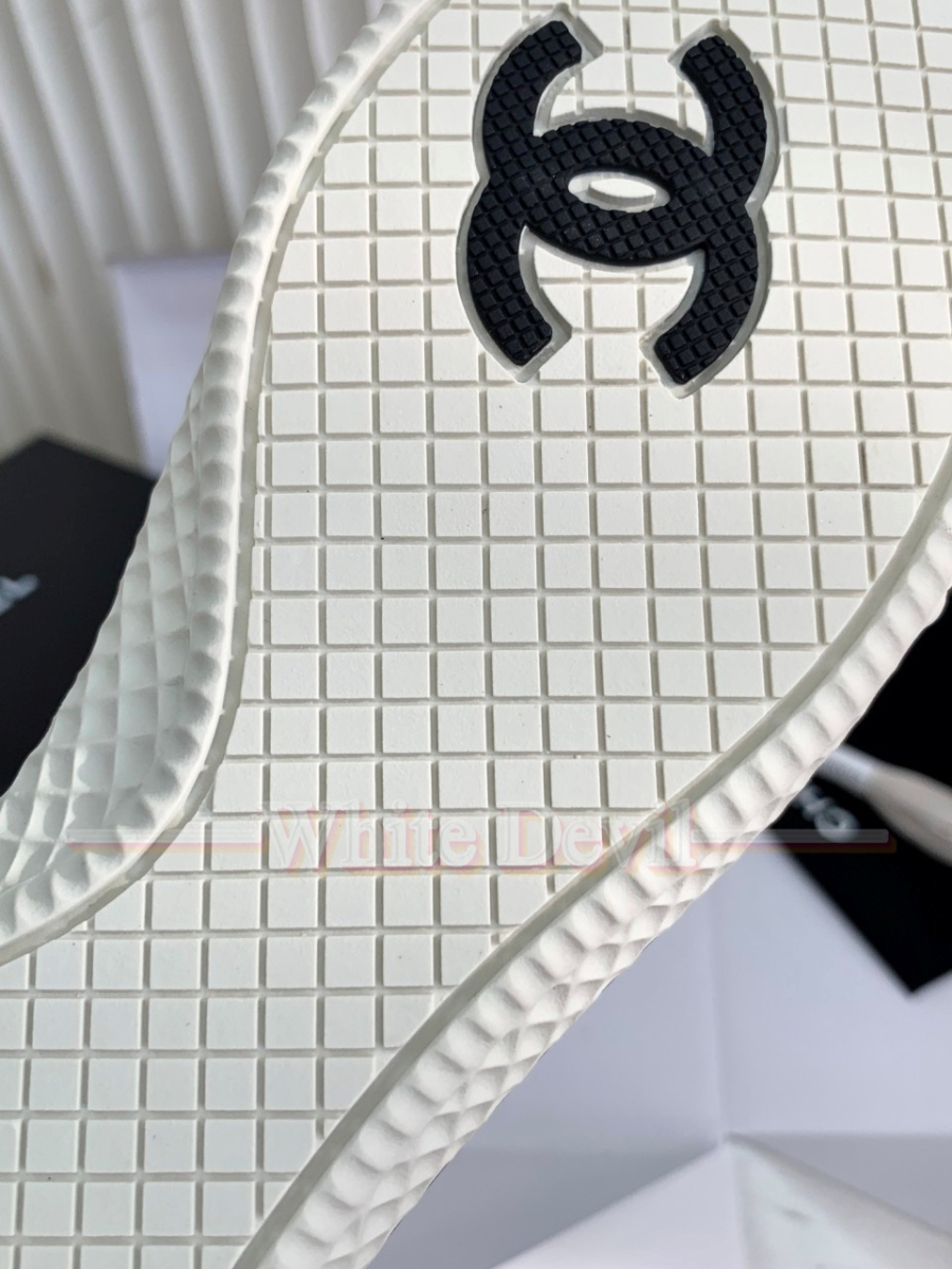 하얀악마 샤넬 운동화 (19).jpg