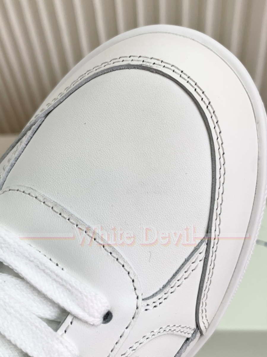 하얀악마 버버리 운동화 (11).jpg