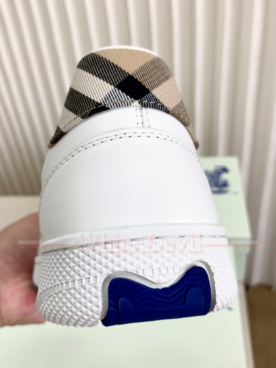 하얀악마 버버리 운동화 (19).jpg