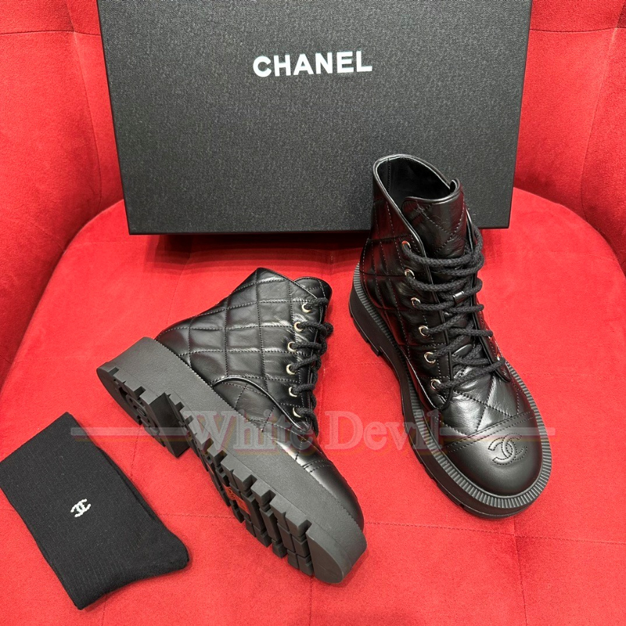 하얀악마 샤넬 워커 (4).jpg