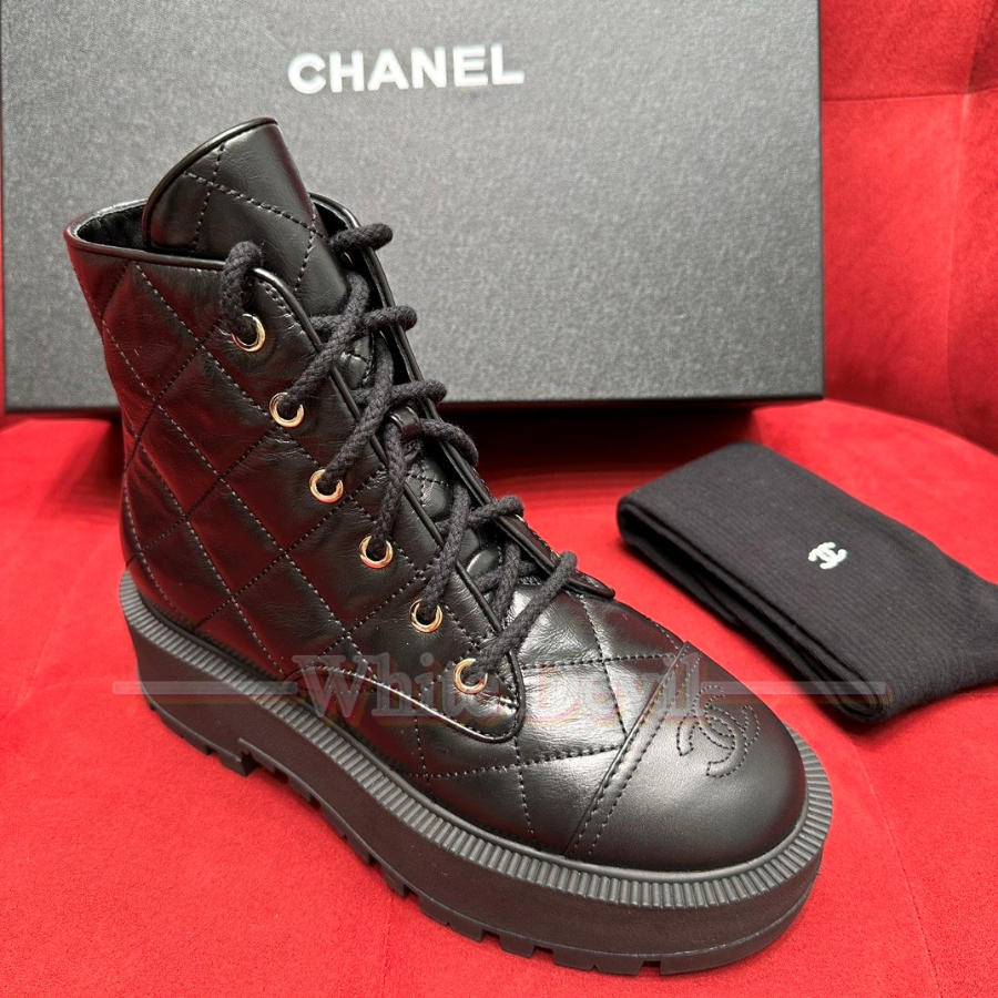 하얀악마 샤넬 워커 (6).jpg