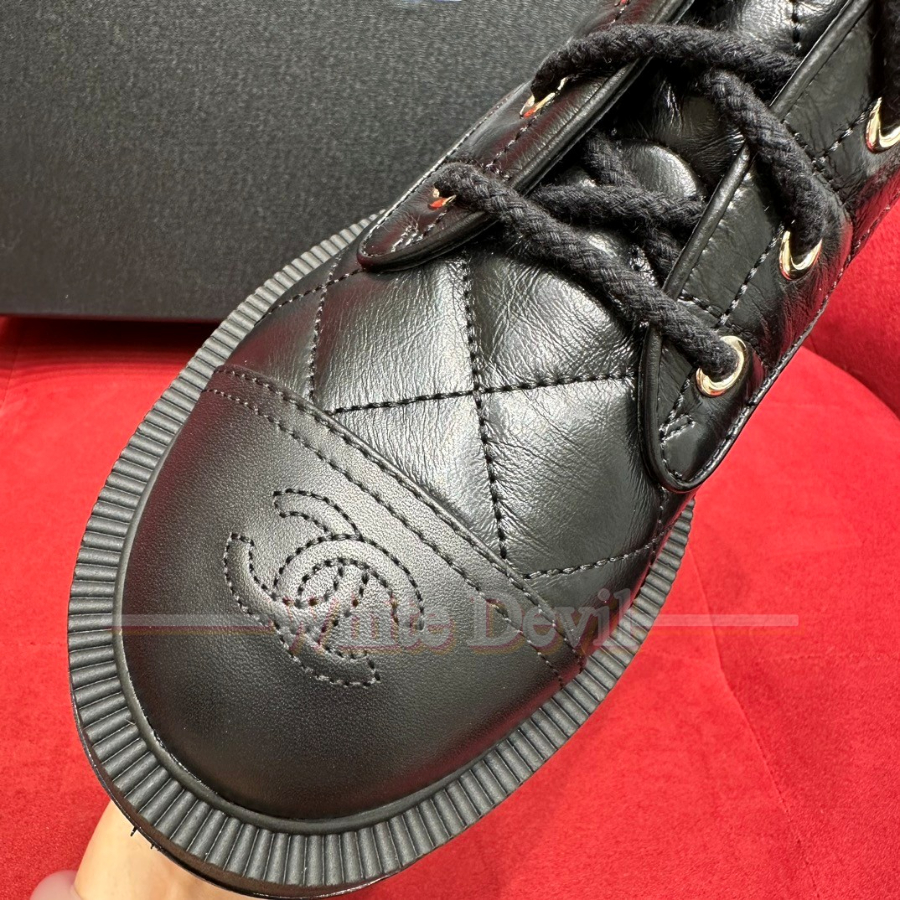 하얀악마 샤넬 워커 (7).jpg