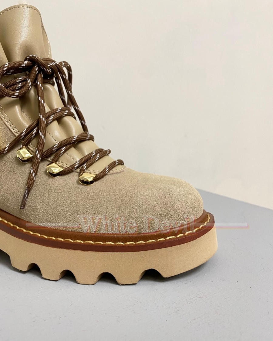 하얀악마 로저비비에 워커 (8).jpg