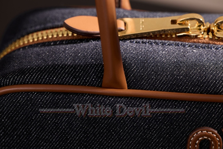 하얀악마 미우미우 가방 (19).jpg