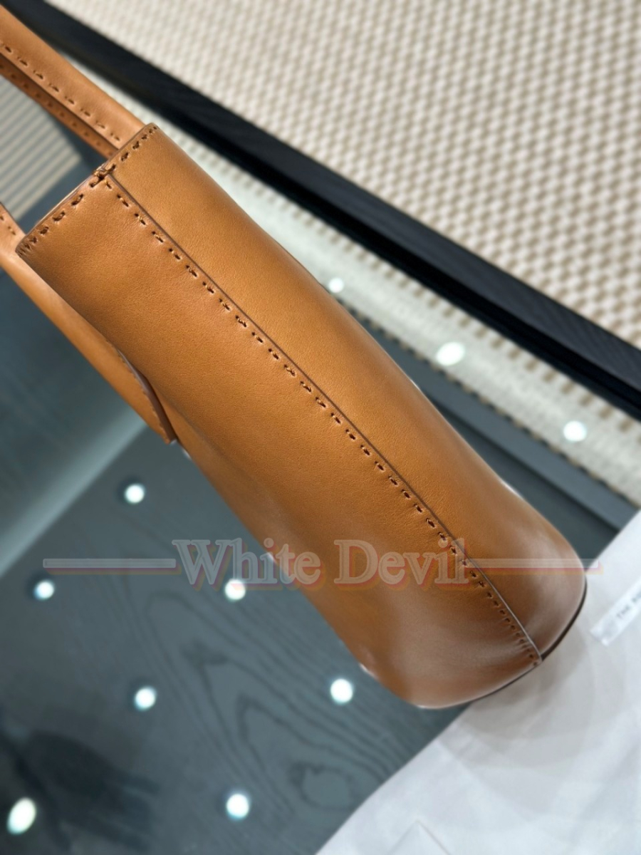 하얀악마 더로우 알제백 (7).jpg