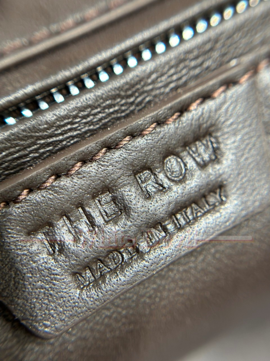 하얀악마 더로우 알제백 (17).jpg