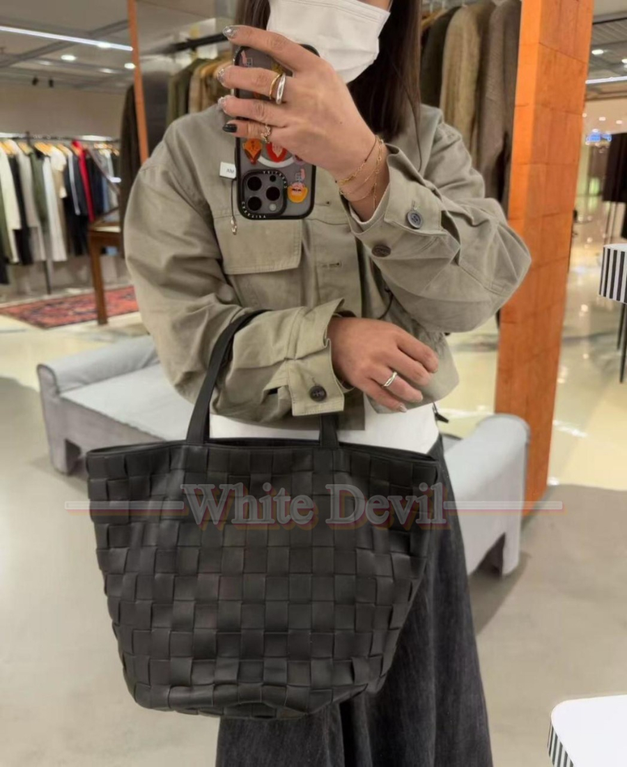 하얀악마 더로우 시살백 (1).jpg