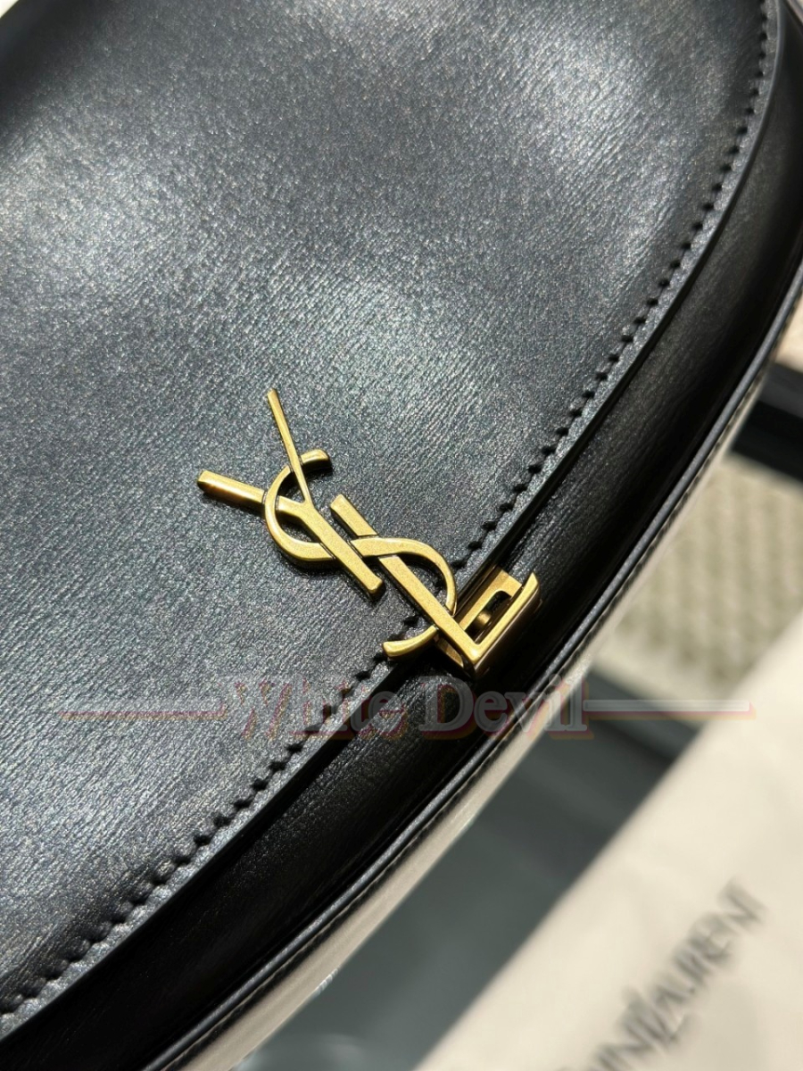 하얀악마 생로랑 볼테르 (6).jpg