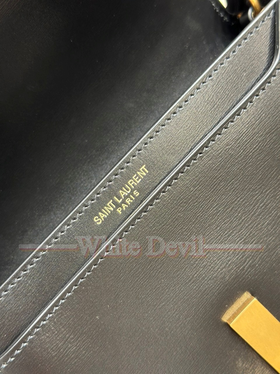 하얀악마 생로랑 볼테르 (8).jpg