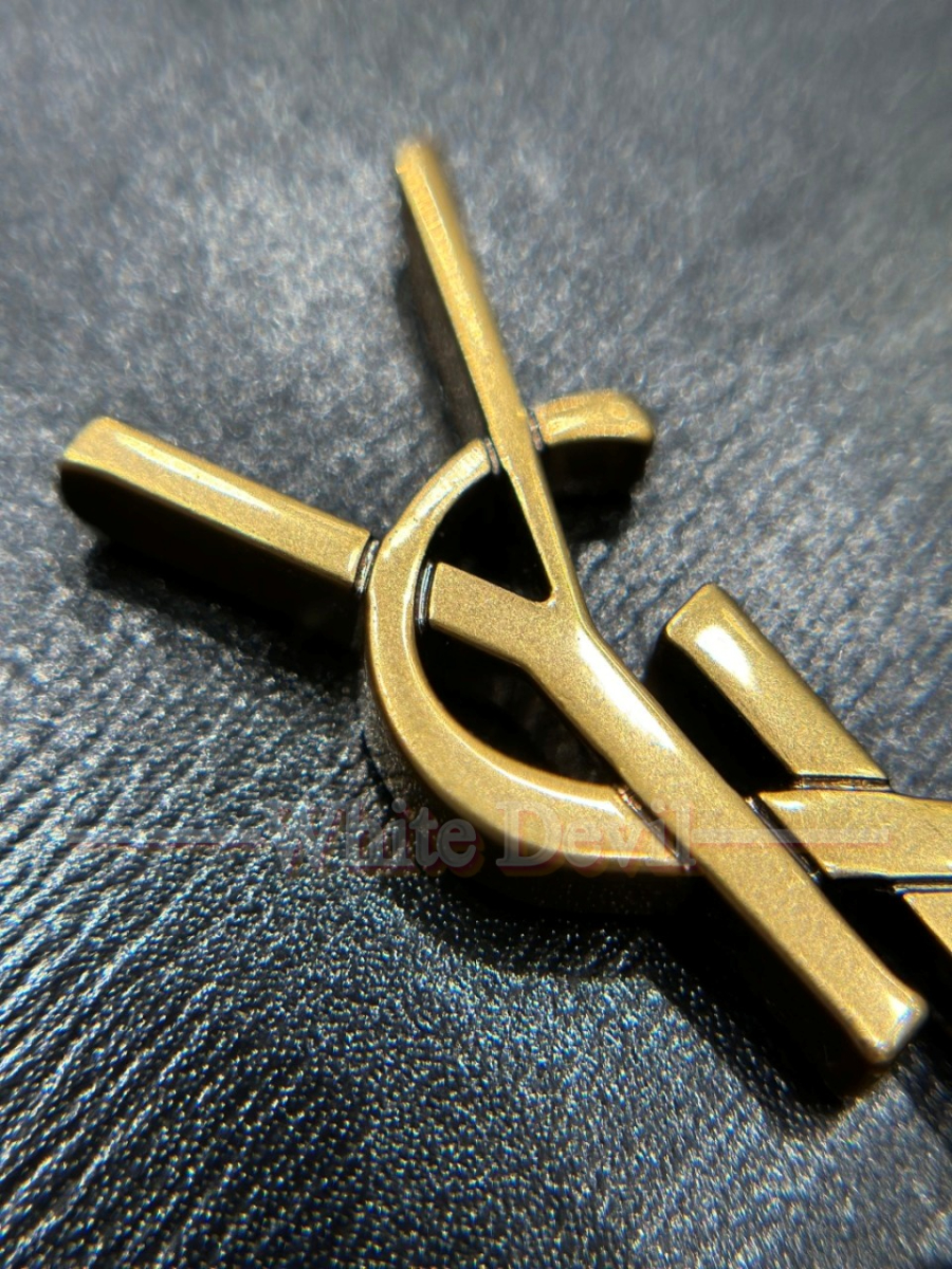 하얀악마 생로랑 볼테르 (13).jpg