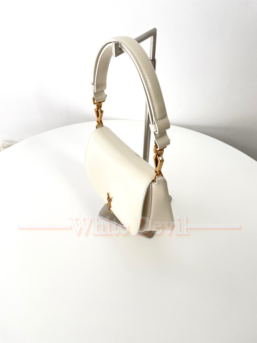 하얀악마 생로랑 볼테르 (8).jpg