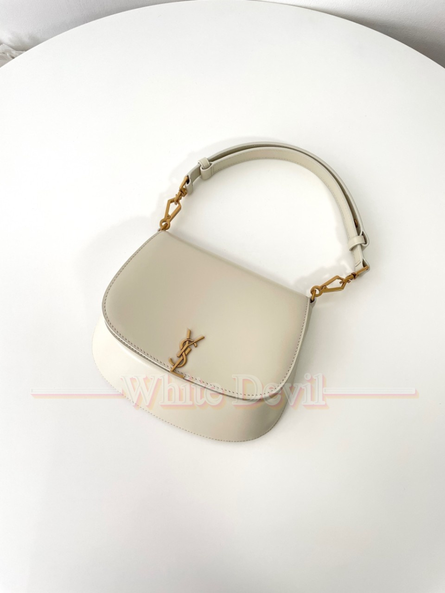 하얀악마 생로랑 볼테르 (11).jpg