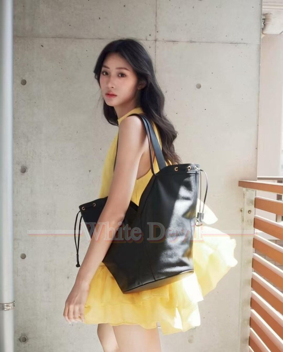 하얀악마 생로랑 호보백 (2).jpg